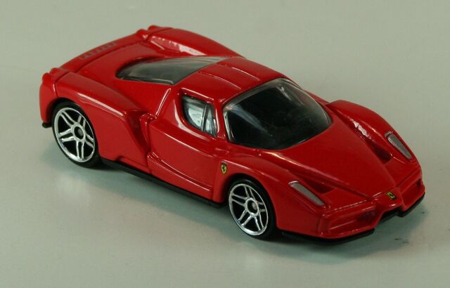 File:2003-FE-EnzoFerrari-Red.jpg