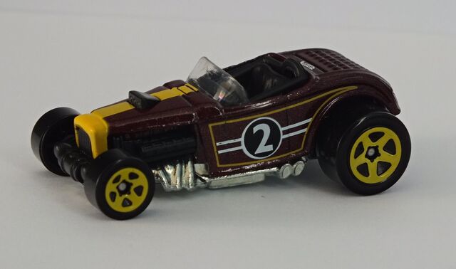 File:Decades12-DeuceRoadster.jpg
