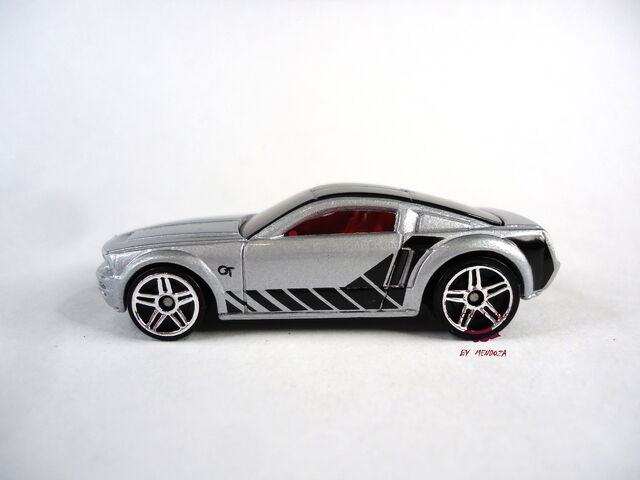 File:FORD MUSTANG GT CONCEPT.jpg