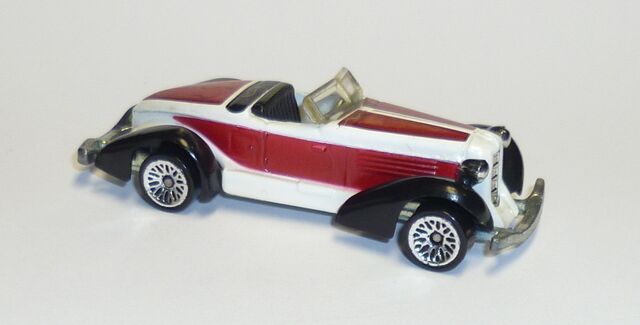 File:Auborn 852 2.jpg