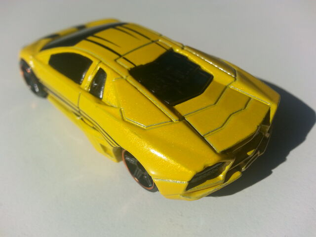 File:Lamborghini Reventón rear.jpg