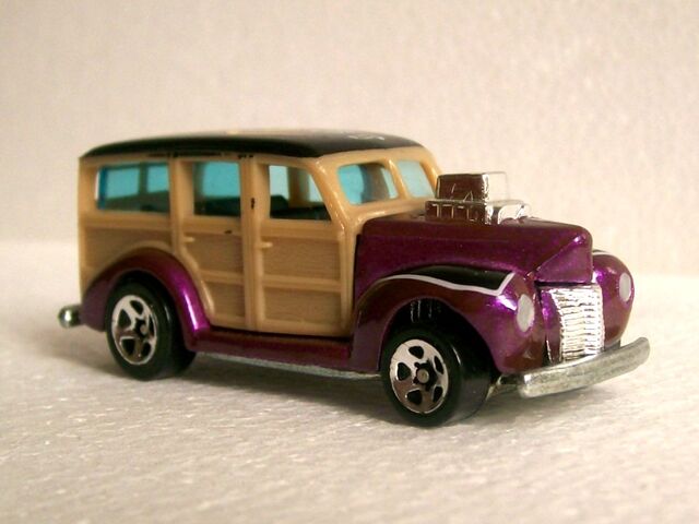 File:'40 Ford Woodie.jpg