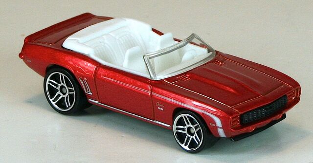 File:2006-FE-69Camaro-OrangeRed.jpg