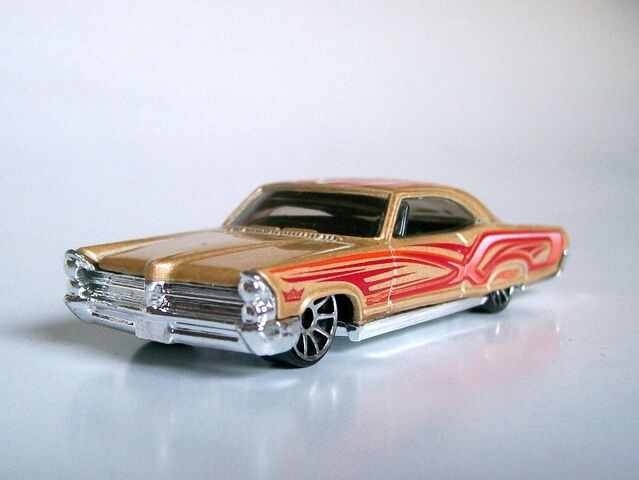 File:Pontiac Bonneville.jpg