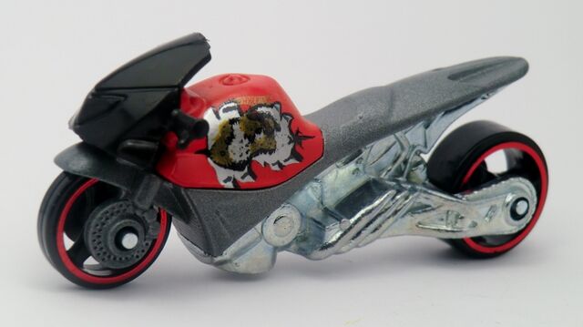 File:Street Noz-2013 Motor Cycles.jpg