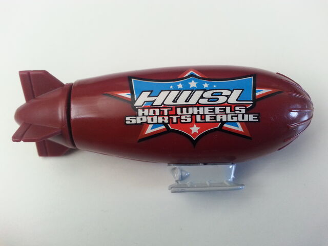File:Blimp close up.jpg