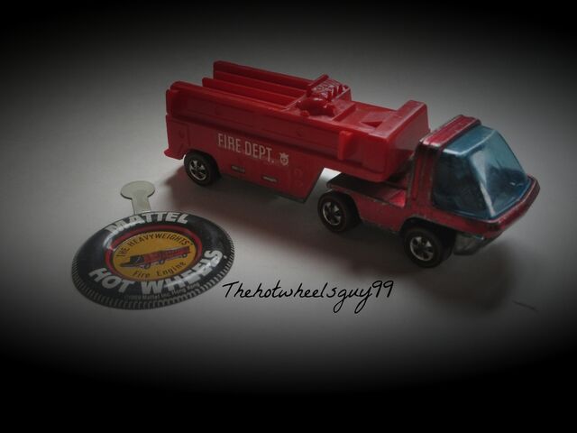 File:Fire Engine With Button.jpg