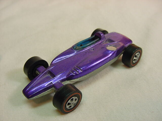 File:1969 Shelby Turbine LT PURPLE blk int.jpg