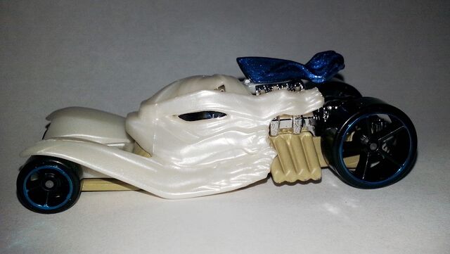 File:HW-2014-78-Tomb Up-Fright Cars.jpg