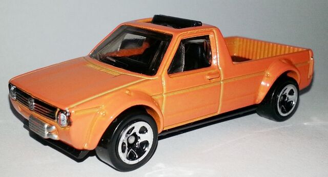 File:HW-2015-124-Volkswagen Caddy-Hot Trucks.jpg