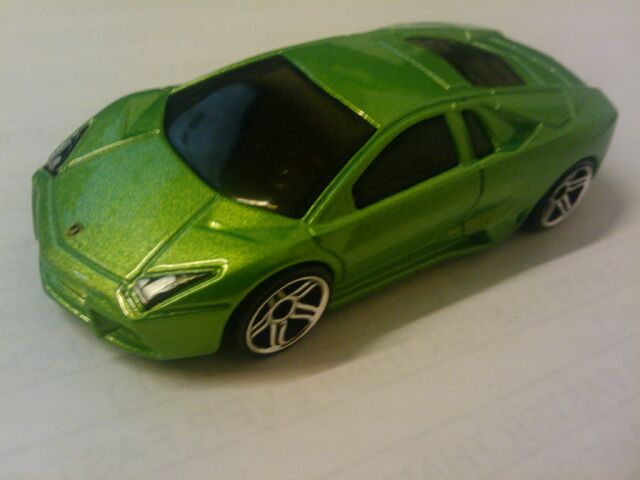 File:Reventon pearl green.jpg