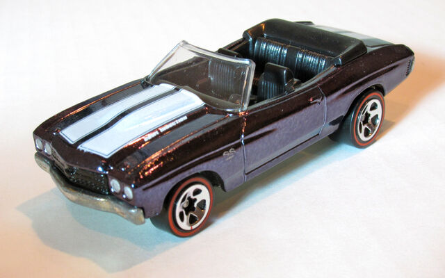 File:70Chevelle2006ClassicsDark.jpg