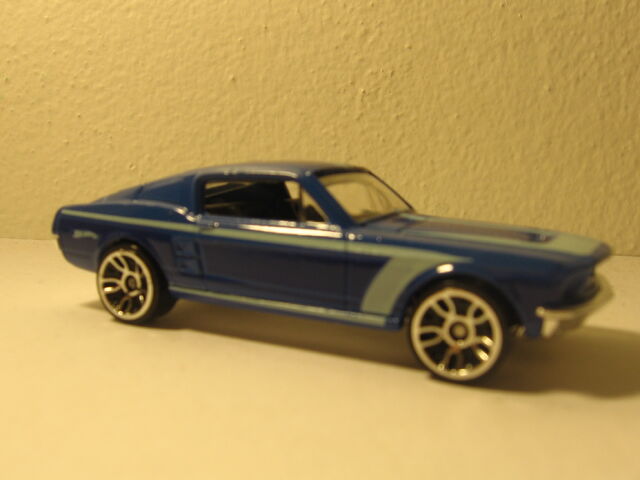 File:67`custom mustang.jpg