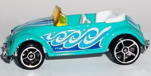 File:HW-2014-4th of July--05-Volkswagen Beetle.jpg