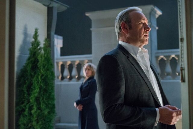 Datei:Teaser Claire Underwood Francis Underwood 2 Staffel 5.jpg