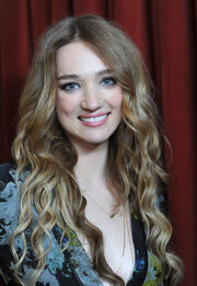 Kristen Connolly.jpg