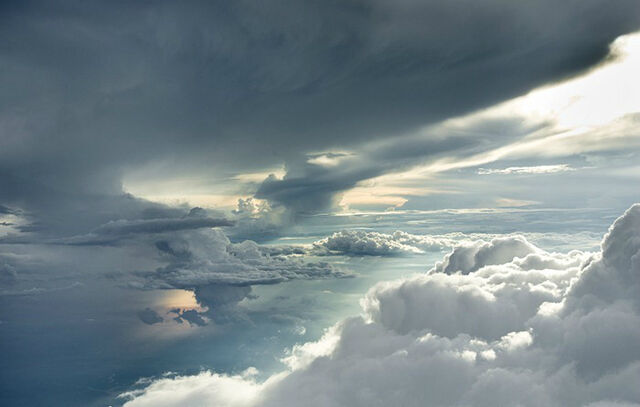 File:Cloud.jpg
