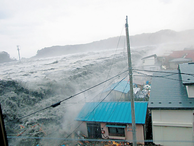 File:Tsunami (31).png
