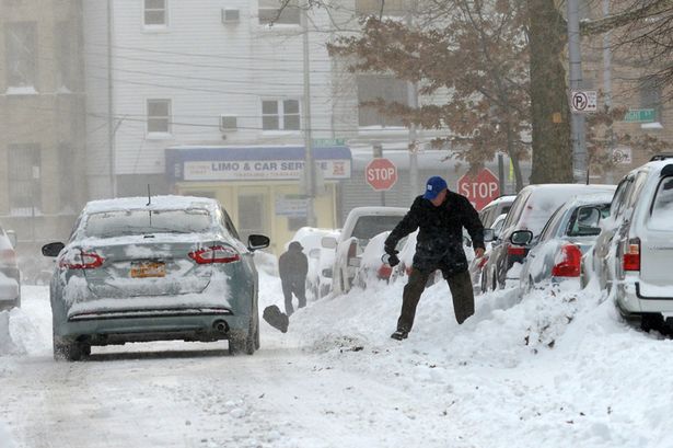 File:Snow (1).jpg