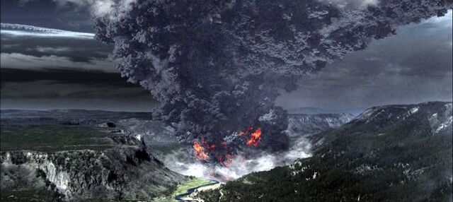File:SuperVolcano (2005 - 3).jpg