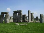 Nearby-salisbury-stonehenge