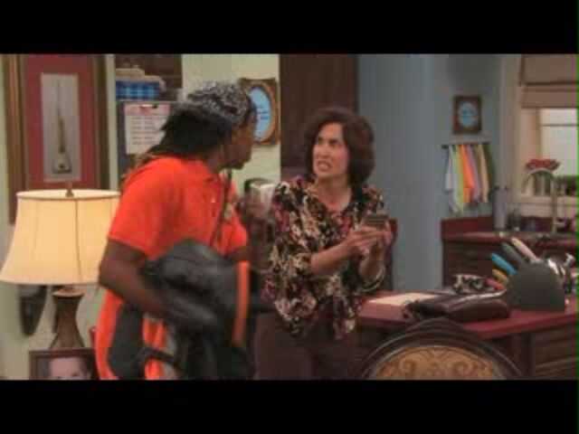 File:ICarly.S05E07.iStill.Psycho.480p.WEB-DL.x264-mSD-(035032)10-38-31-.jpg