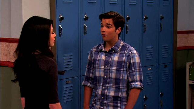 File:ICarly.S04E10.iOMG-HD.480p.Web-DL.x264-mSD.mkv 000979382.jpg