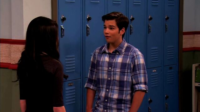 File:ICarly.S04E10.iOMG-HD.480p.Web-DL.x264-mSD.mkv 000979883.jpg