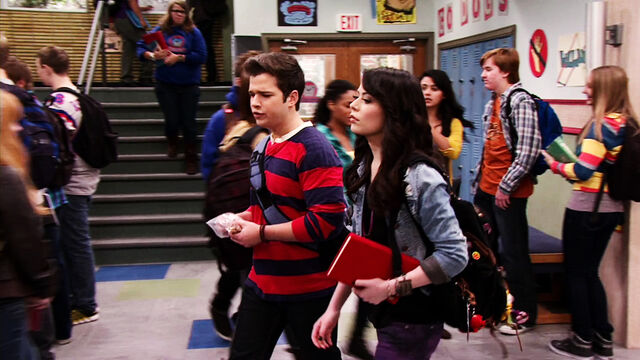 File:IOaR-CreddieScreencaps-33.jpg