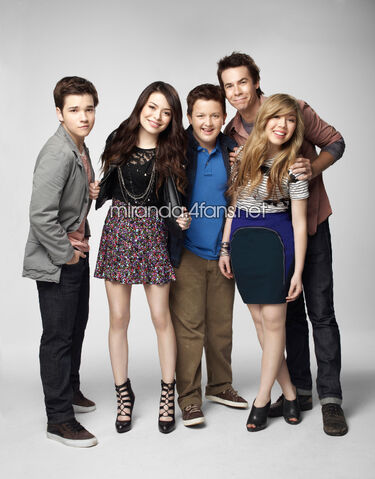 File:Icarly-s4-36HR.jpg
