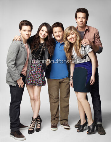 File:Icarly-s4-35HR.jpg