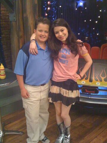 File:CarlyGibby.jpg