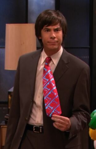 File:Spencer Tyler necktie iPT.jpg