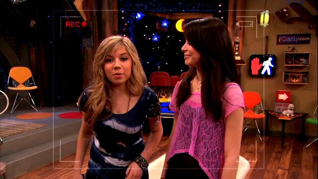 File:ICarly.S04E09.iPity.the.Nevel-HD.480p.WEB-DL.x264-mSD.mkv 000487821.jpg