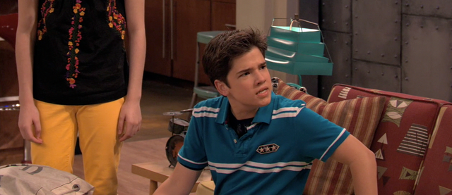 File:Worried Freddie ioy.png