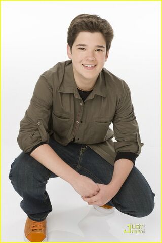 File:Miranda-cosgrove-icarly-promos-07.jpg