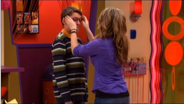 File:Sam helping Kid.jpg
