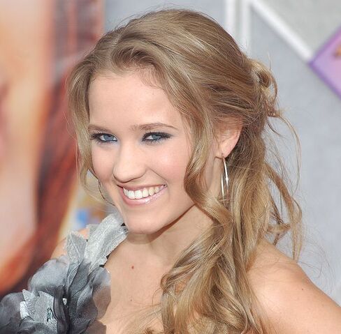 File:Emily Osment.jpg