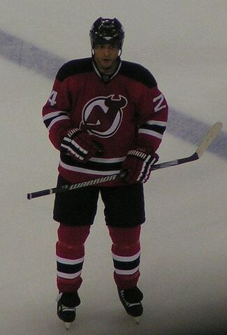 File:Bryce Salvador.jpg