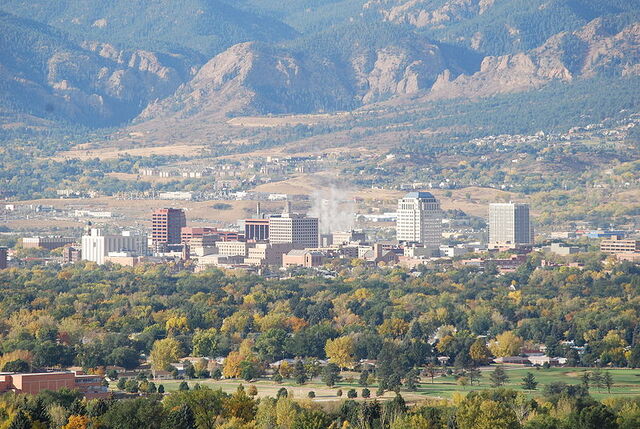 File:Colorado Springs, Colorado.jpg