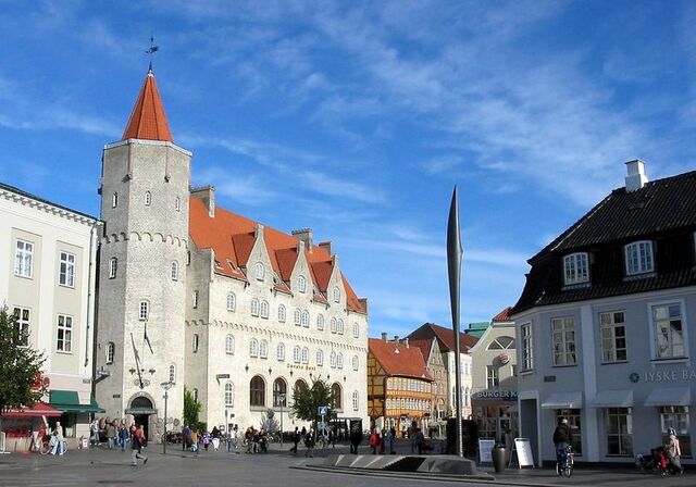File:Aalborg.jpeg