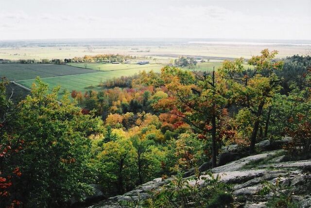 File:Eardley, Quebec.jpg