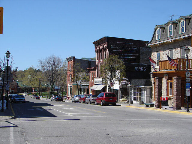 File:Gananoque, Ontario.jpg