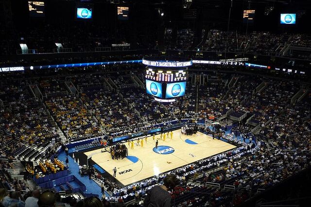 File:USAirwaysCenter-2008NCAAWestRegional.jpg