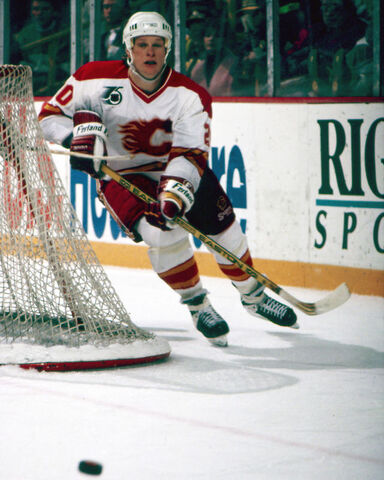 File:Garysuter.jpg
