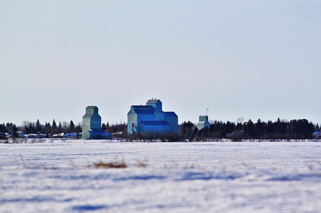 File:Forestburg, Alberta.jpg