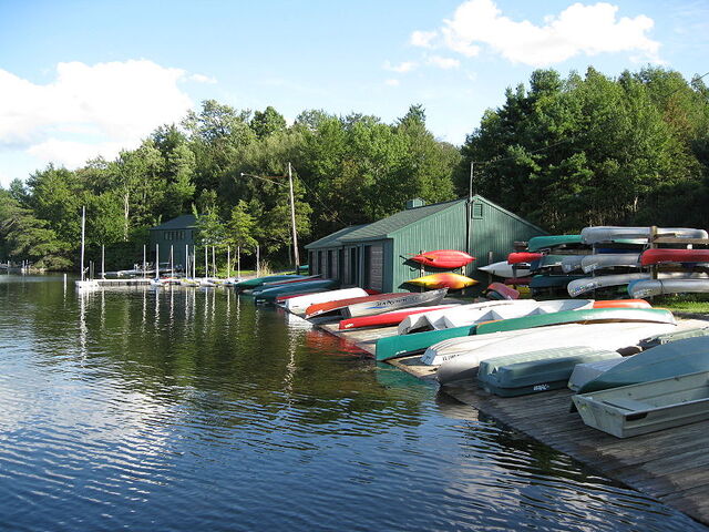 File:Eagles Mere, Pennsylvania.jpg