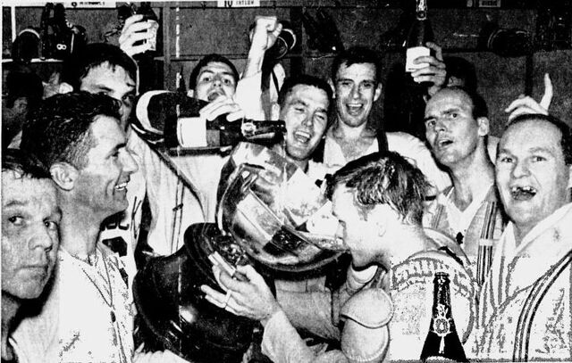 File:68-69CanucksWinCup.jpg