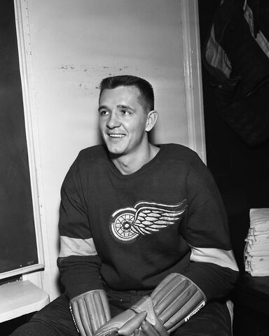 File:Lorneferguson.jpg