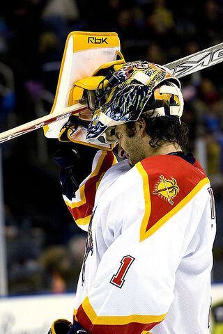 File:Roberto Luongo 2005.jpg